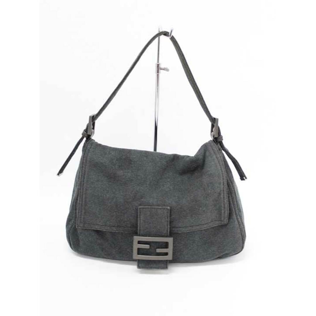 FENDI(フェンディ)の【新入荷】◇FENDI/フェンディ◇マンマバケット/セミショルダーバッグ/354・26325・099/ワンショルダー/BAG/鞄 グレー/灰色 レディース【中古】春夏秋冬 912132 レディースのバッグ(メッセンジャーバッグ)の商品写真