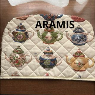 アラミス(Aramis)のARAMIS　ティーカップ柄　はぎれ 布 スペイン製(生地/糸)