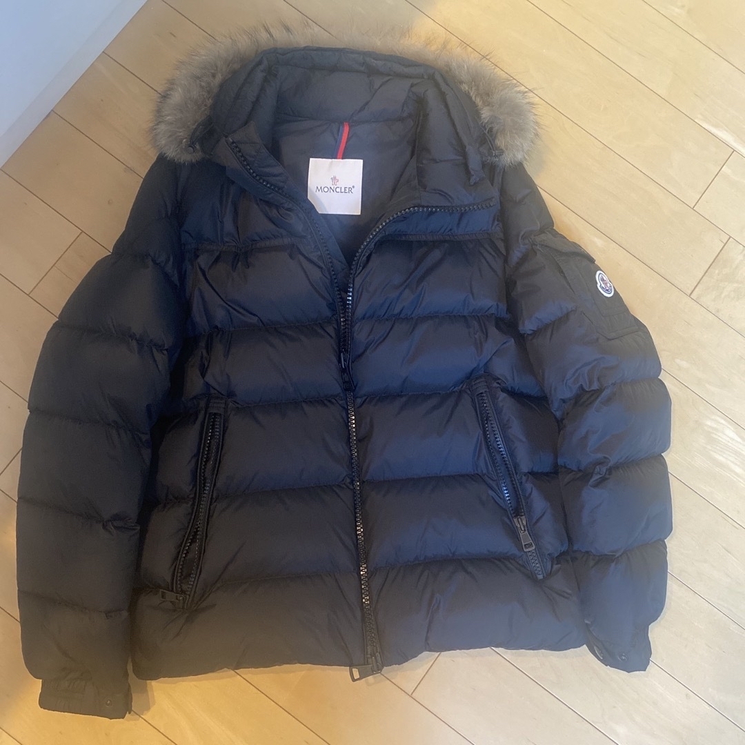 MONCLER - 美品 モンクレール ダウン 最終お値下げの通販 by ゆっかん