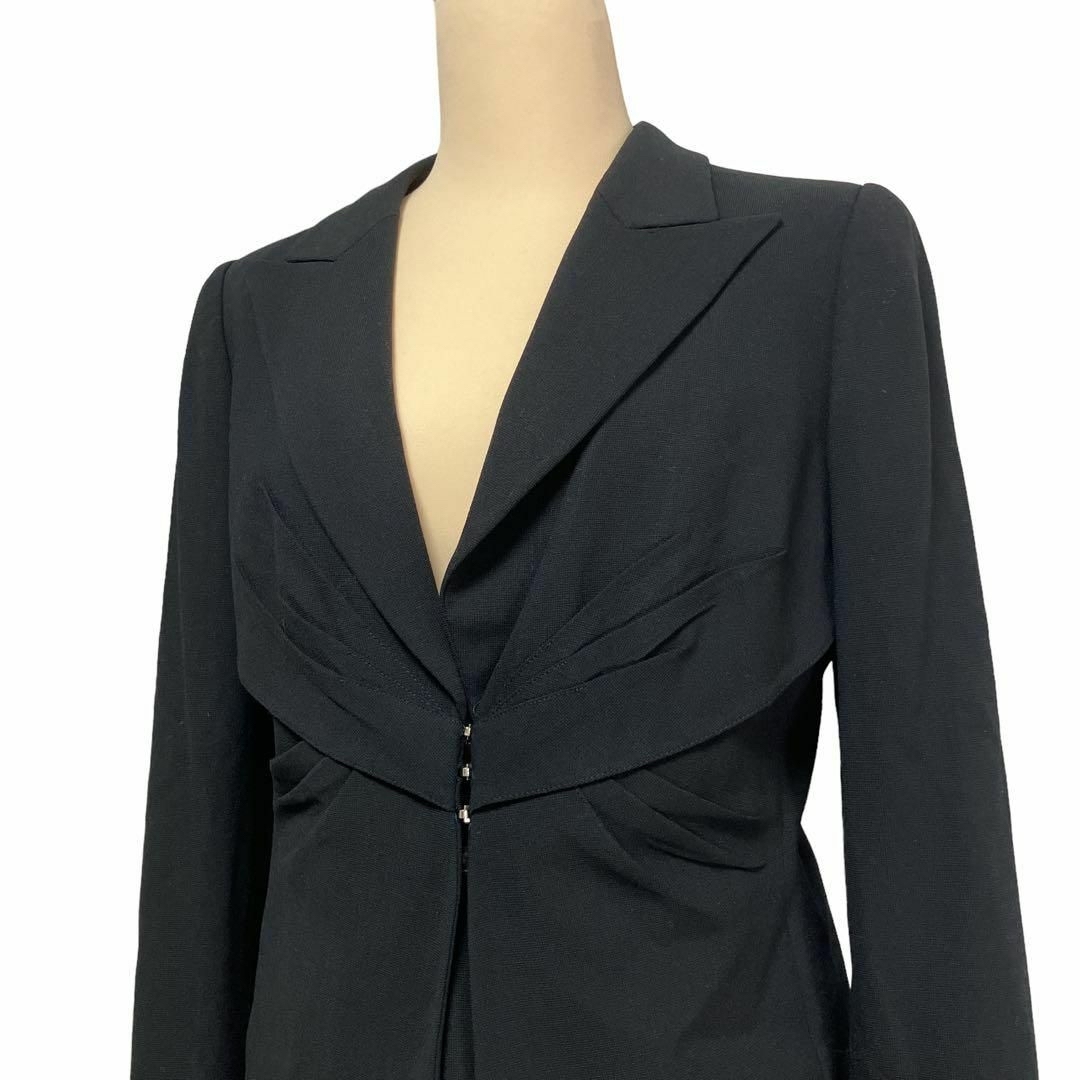 ARMANI COLLEZIONI(アルマーニ コレツィオーニ)のARMANI イタリア製　黒　スーツ　セット　フォーマル レディースのフォーマル/ドレス(スーツ)の商品写真