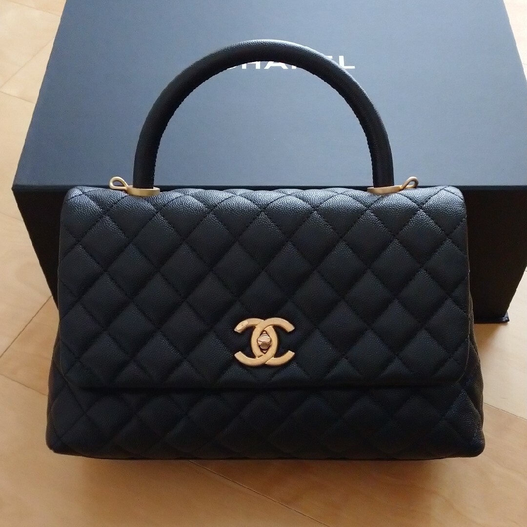 CHANEL(シャネル)の期間限定お値下げ★CHANEL☆シャネル★ココハンドル★超入手困難品♪本物♪ レディースのバッグ(ハンドバッグ)の商品写真