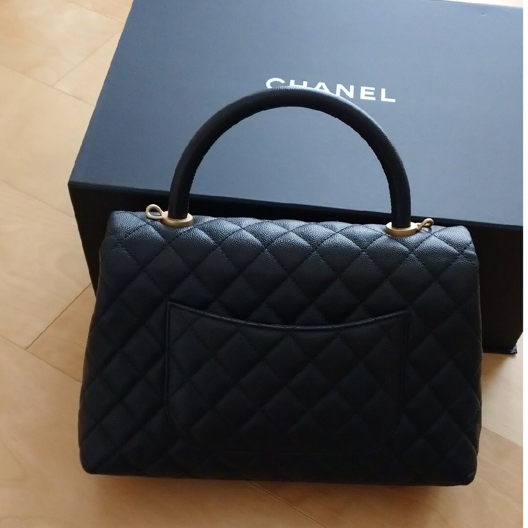 CHANEL(シャネル)の期間限定お値下げ★CHANEL☆シャネル★ココハンドル★超入手困難品♪本物♪ レディースのバッグ(ハンドバッグ)の商品写真