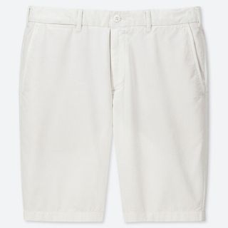 ユニクロ(UNIQLO)の新品タグ付●ユニクロ チノハーフパンツ　XL  ホワイト(ショートパンツ)