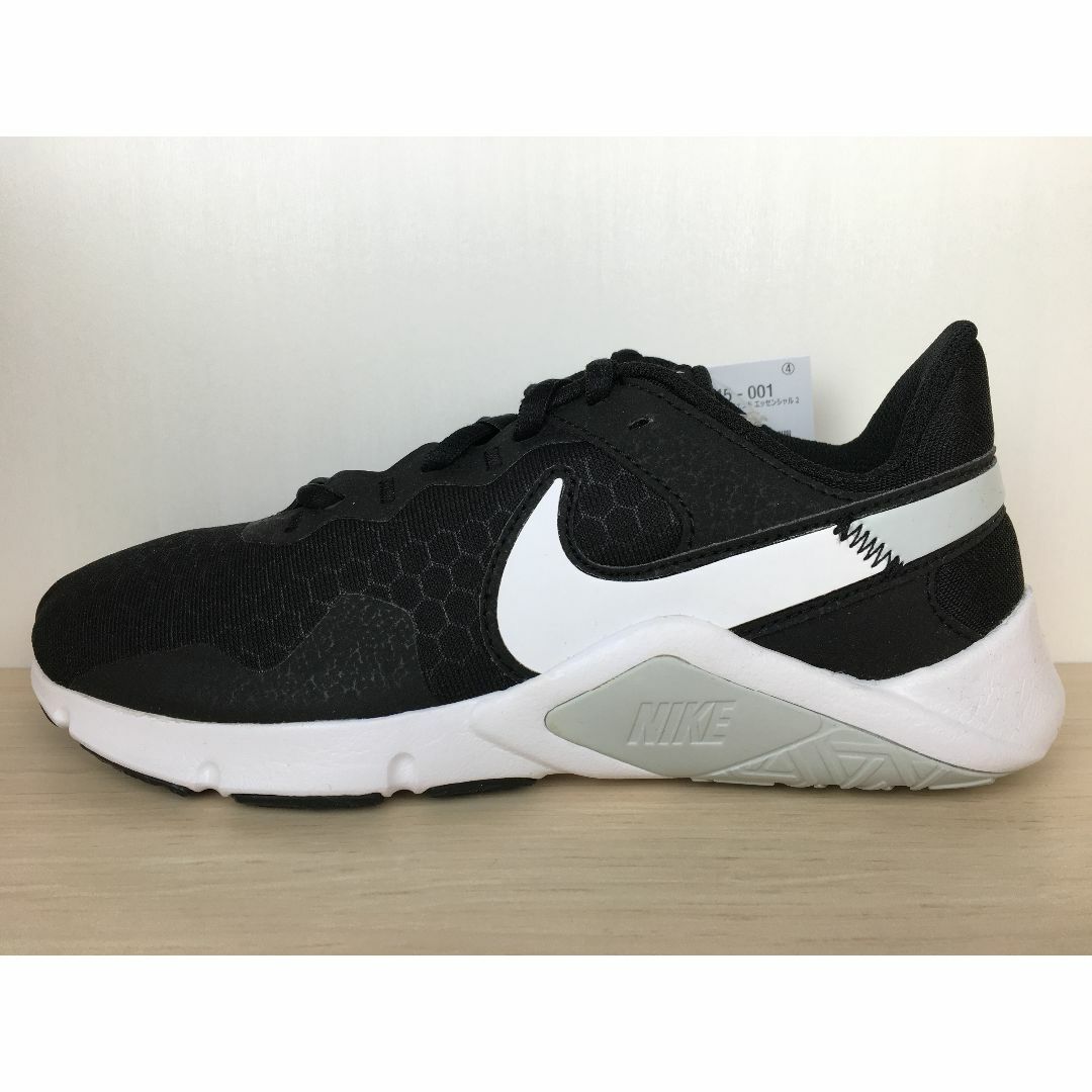 W NIKE LEGEND ESSENTIAL 2     24cm