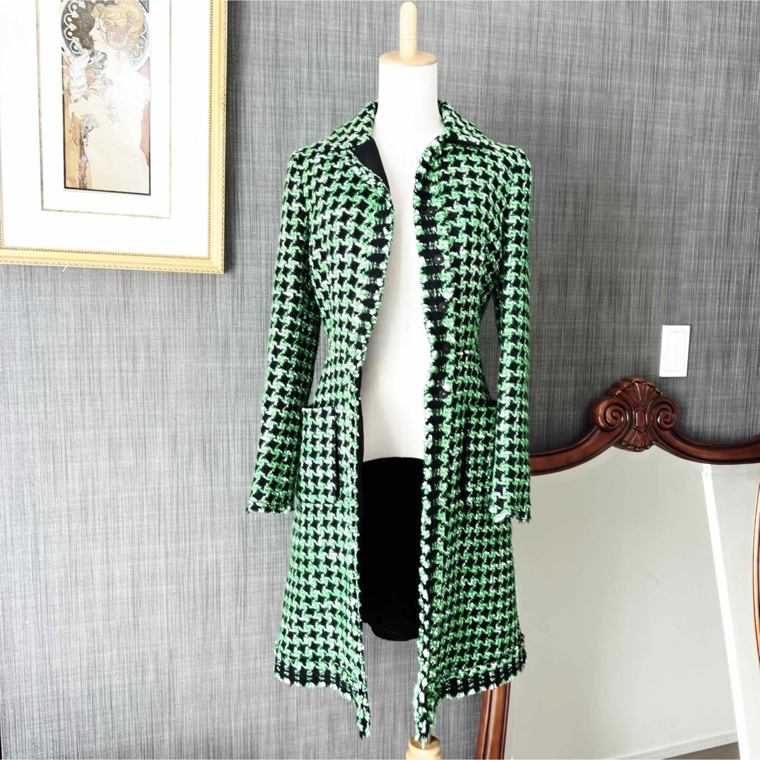 PRADA(プラダ)の美品　PRADAプラダ　ツイード　グリーン　ドレス　コート　ワンピース　ツイード レディースのジャケット/アウター(ロングコート)の商品写真