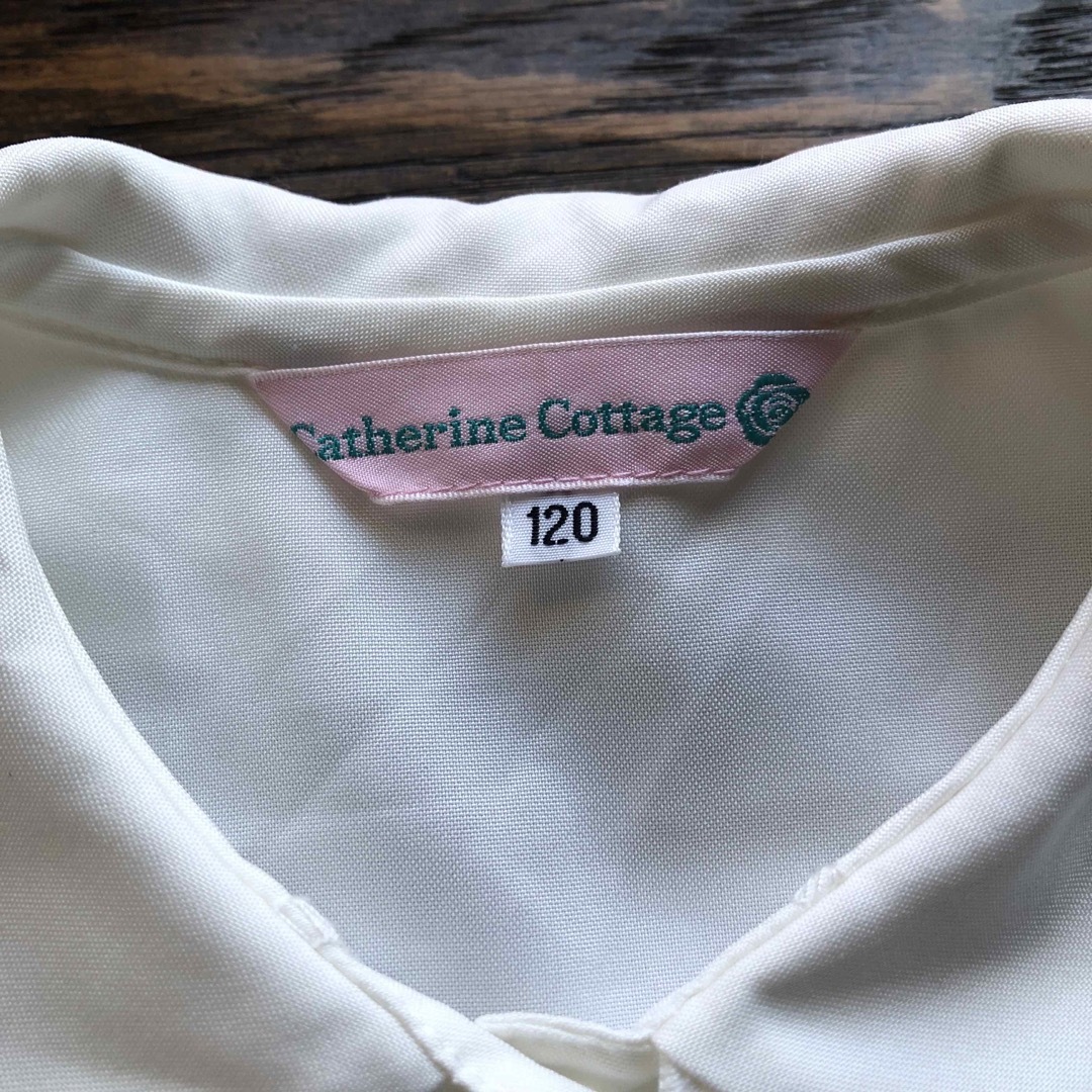 Catherine Cottage(キャサリンコテージ)のブラウス　120 白　キャサリンコテージ キッズ/ベビー/マタニティのキッズ服女の子用(90cm~)(ブラウス)の商品写真