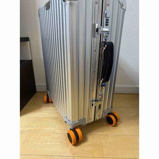 リモワ(RIMOWA)のリモワ　車輪カバー　ホイール　オレンジ(トラベルバッグ/スーツケース)