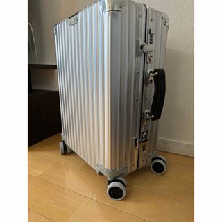 リモワ(RIMOWA)のリモワ　車輪カバー　ホイール　グレー(トラベルバッグ/スーツケース)