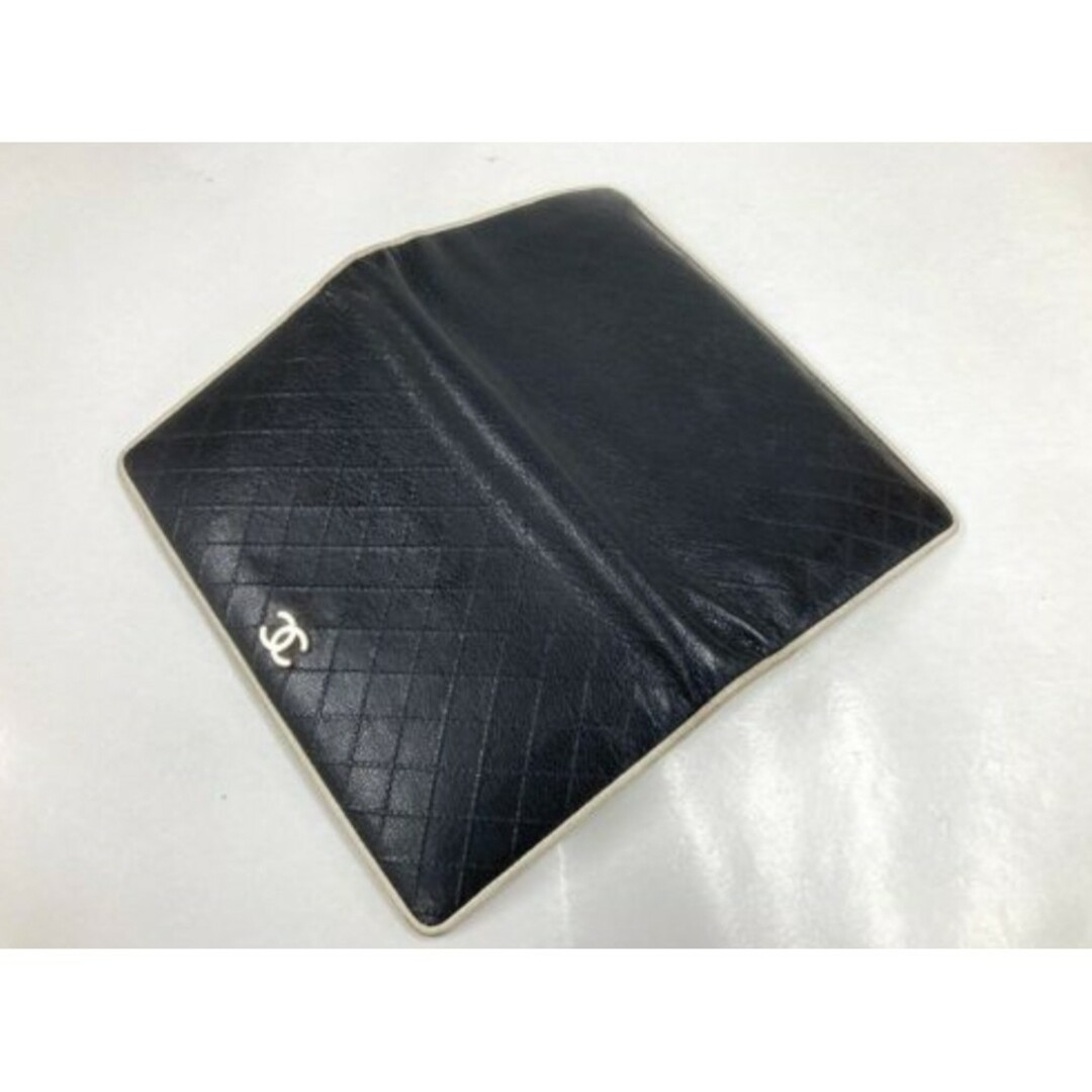 CHANEL(シャネル)のCHANEL 二つ折り 長財布 専用箱付き レディースのファッション小物(財布)の商品写真