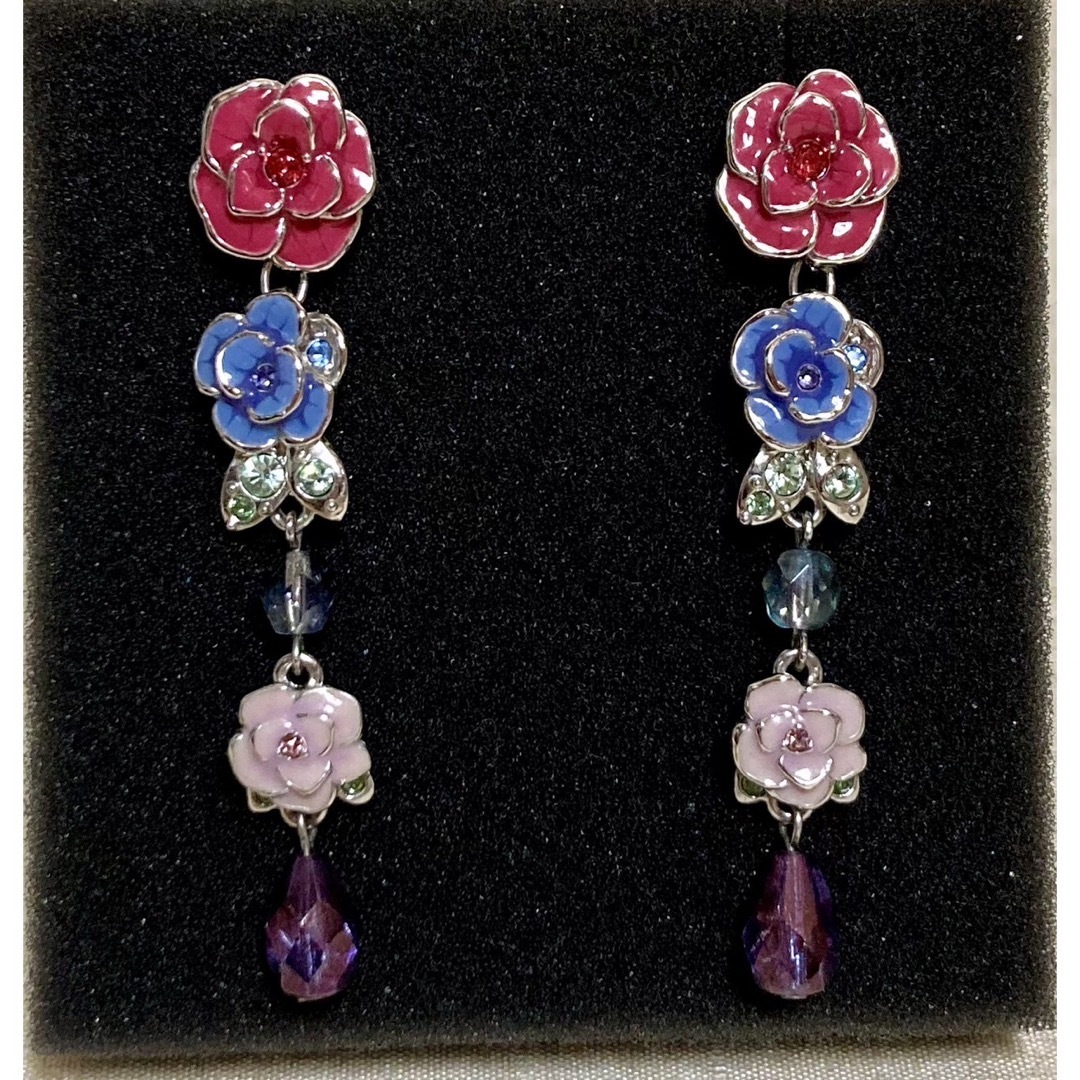 ANNA SUI(アナスイ)のANNA SUI ピアス　薔薇モチーフ　アナスイ　レア レディースのアクセサリー(ピアス)の商品写真