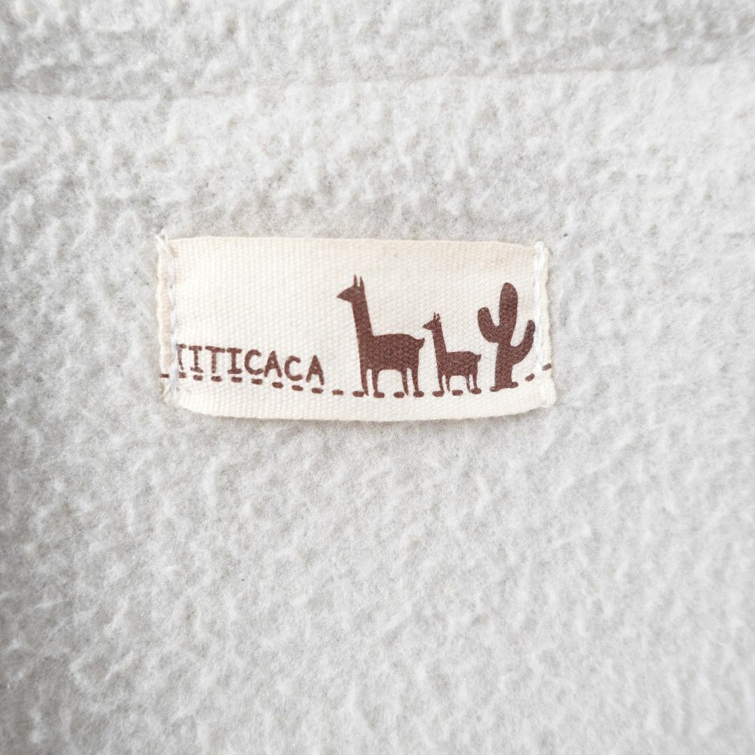 titicaca(チチカカ)のTITICACA　ベスト　緑　フリー　チチカカ レディースのジャケット/アウター(ダウンベスト)の商品写真
