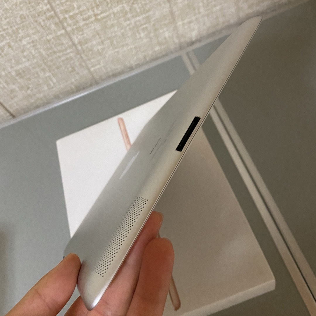 Yukiノ屋完動品　iPad2 64GB  WIFI モデル　アイパッド　第4世代