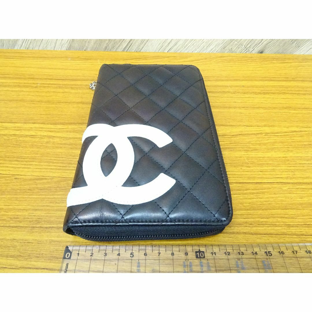 CHANEL(シャネル)のK本006/ 鑑定済 シャネル カンボンライン ラウンドファスナー 長財布 レディースのファッション小物(財布)の商品写真