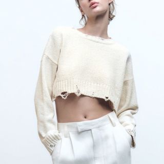 ザラ(ZARA)の【ZARA】RIPPED KNIT CROPPED SWEATER (ニット/セーター)