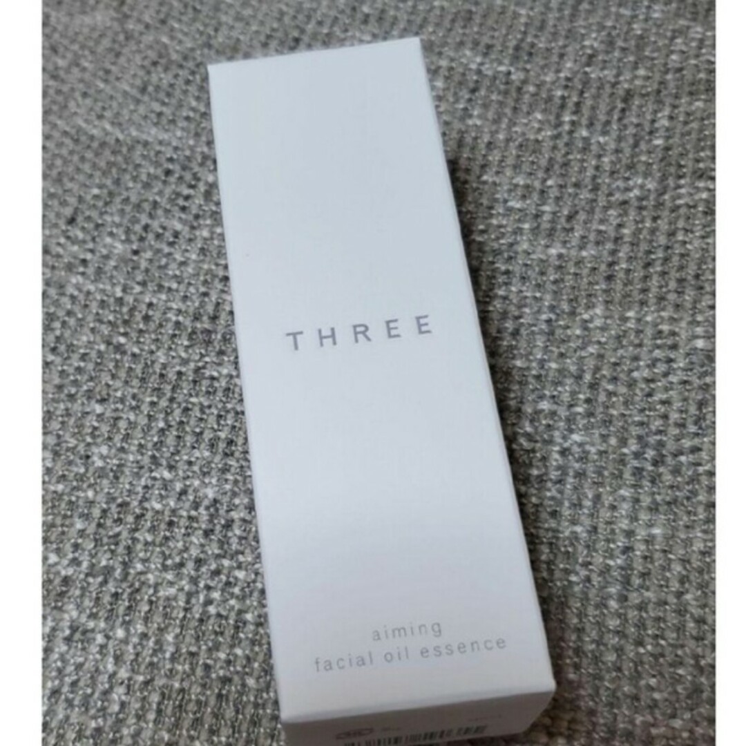 THREE(スリー)の新品■THREE エミング フェイシャル オイルエッセンス　28ml コスメ/美容のヘアケア/スタイリング(オイル/美容液)の商品写真