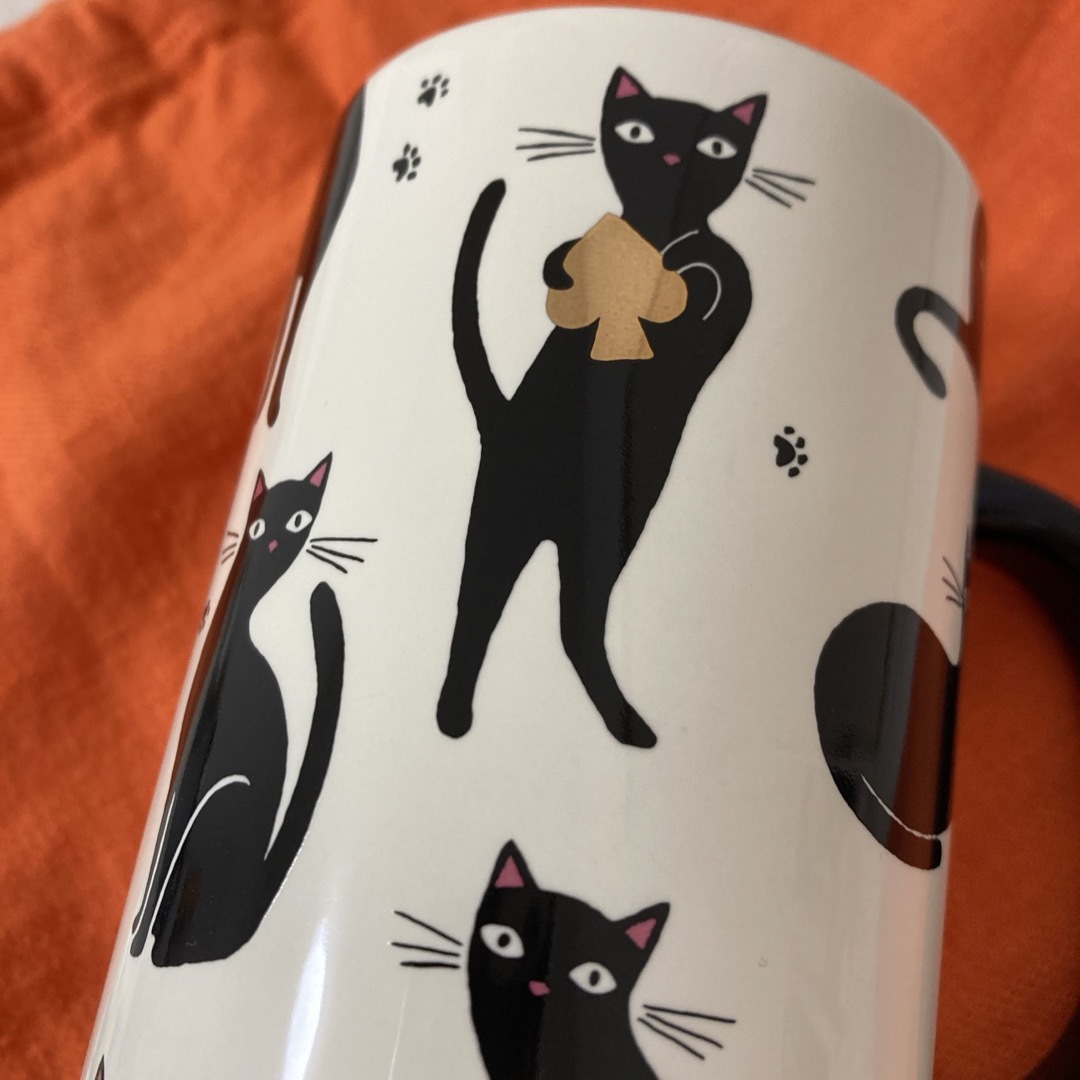 kate spade new york(ケイトスペードニューヨーク)の新品　ケイトスペード　スタバ　黒猫　マグカップ　スターバックス インテリア/住まい/日用品のキッチン/食器(グラス/カップ)の商品写真