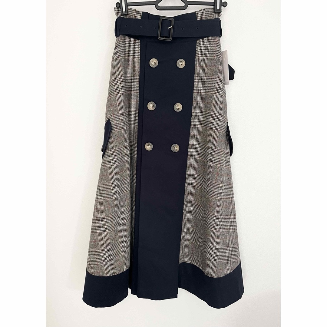 Ameri VINTAGE(アメリヴィンテージ)の未使用♦Ameri CHECK TRENCH SKIRT レディースのスカート(ロングスカート)の商品写真