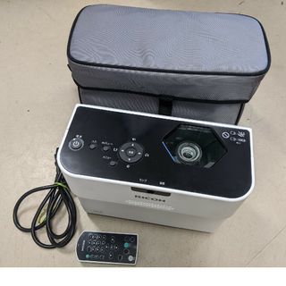 リコー(RICOH)のリコー PJ WX4152N　プロジェクター　ランプ使用は112時間(プロジェクター)