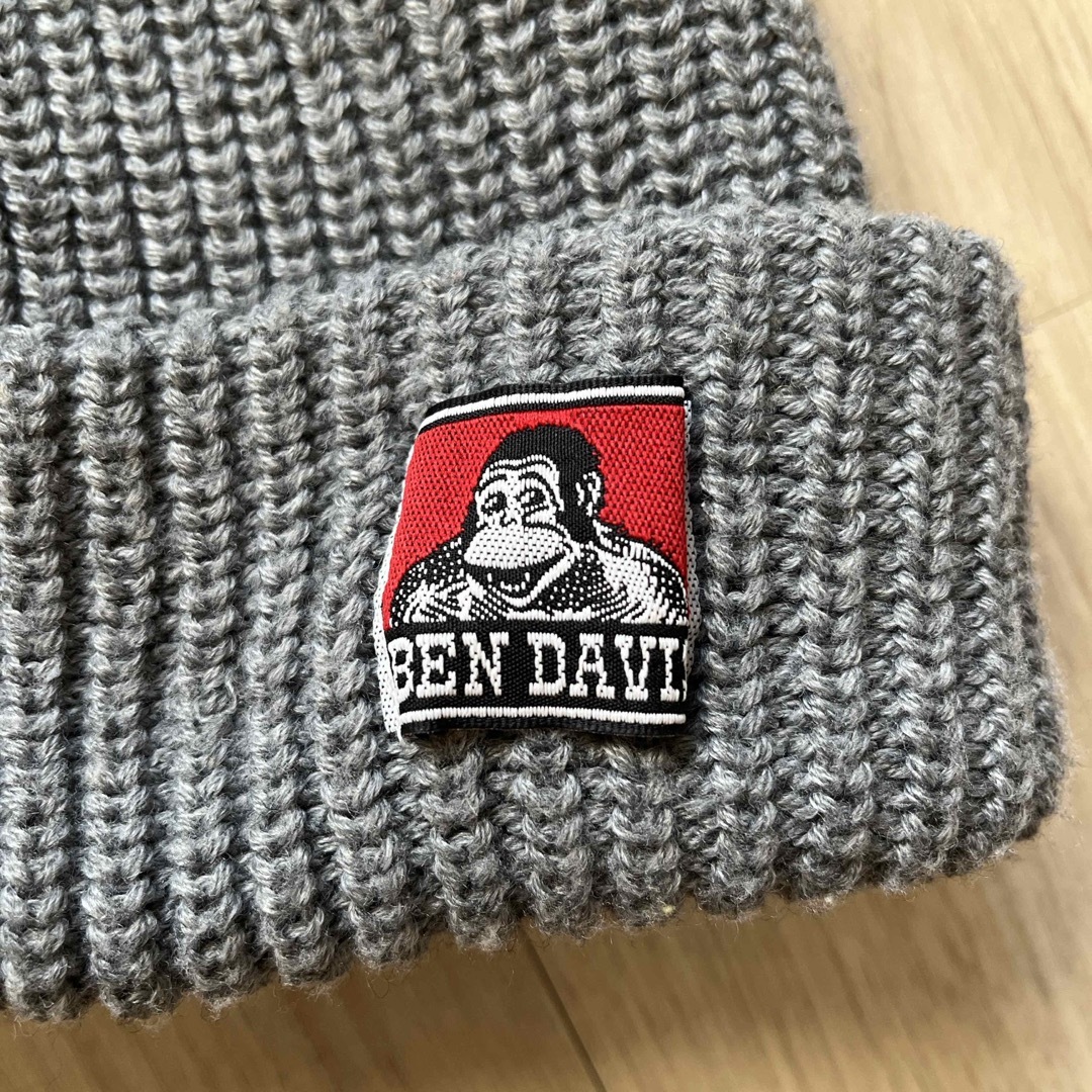 BEN DAVIS(ベンデイビス)の【美品】ニット帽 レディースの帽子(ニット帽/ビーニー)の商品写真