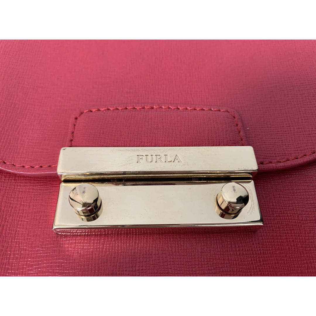 Furla(フルラ)のFURLA  JULIA チェーン付きミニショルダーバッグ　 レディースのバッグ(ショルダーバッグ)の商品写真