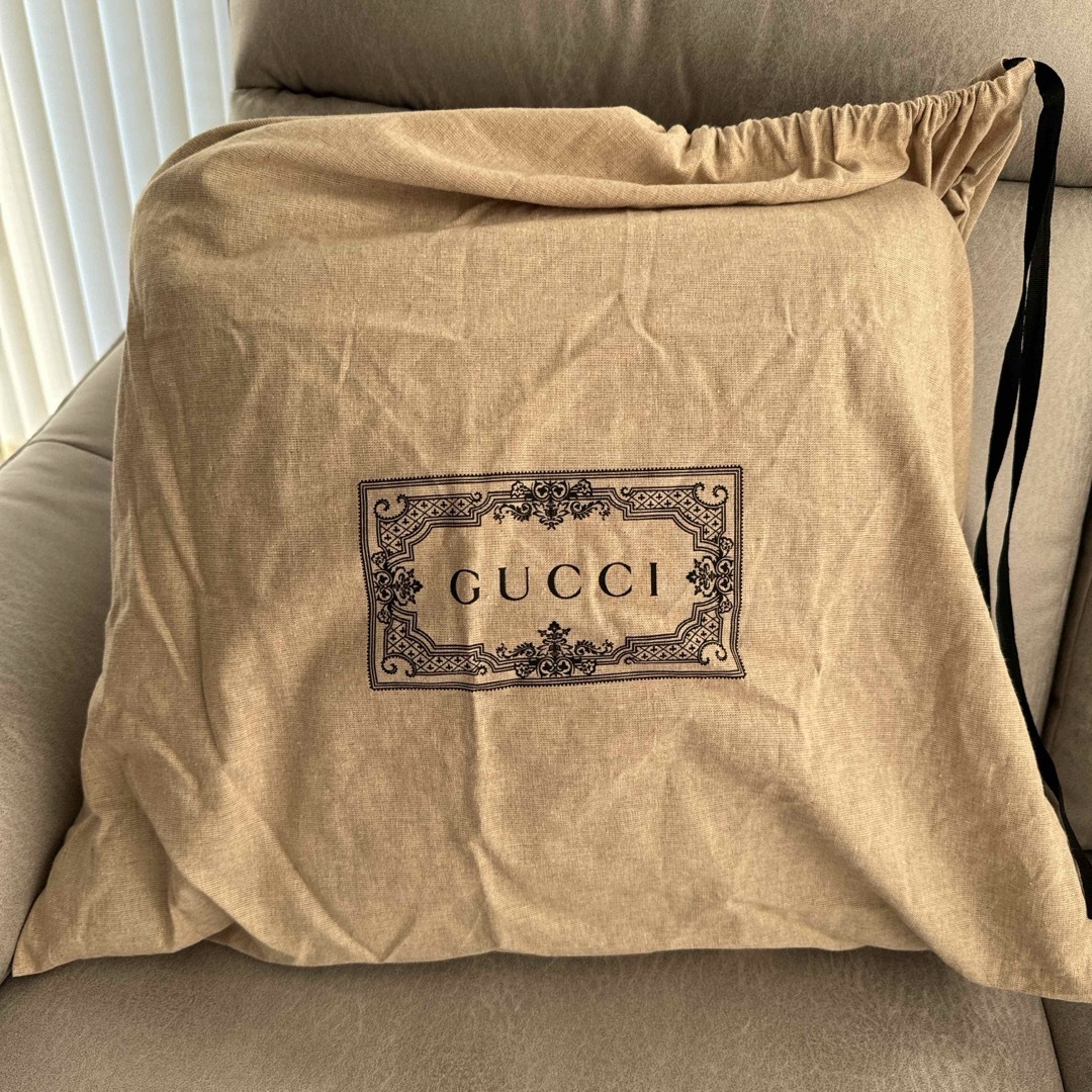 GUCCI - ほぼ新品‼️GUCCIクッションの通販 by t..♡'s shop GUCCI - ほぼ新品‼️GUCCIクッションの通販 by t..♡'s shop