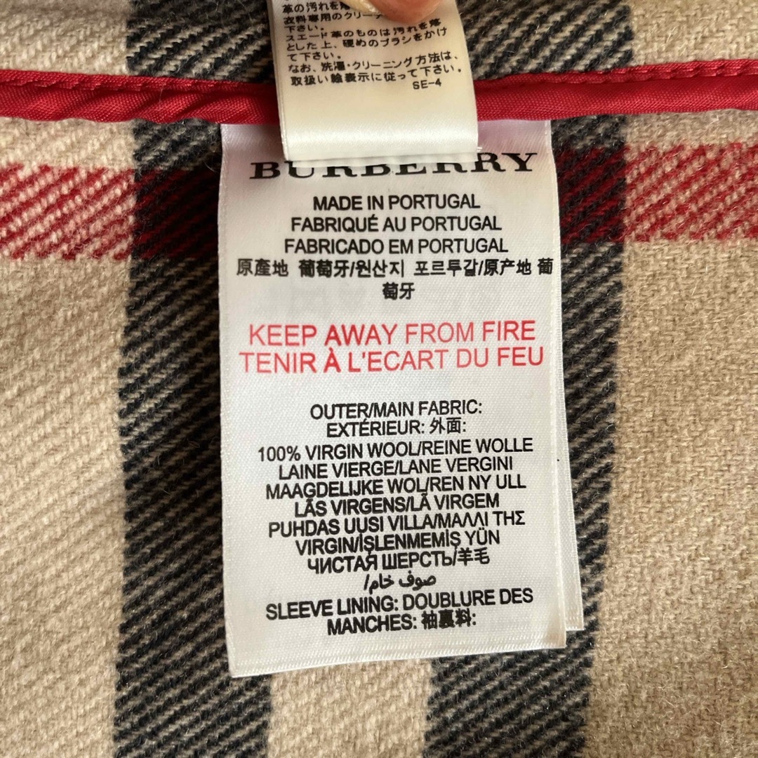 BURBERRY(バーバリー)のバーバリー  ダッフルコート　赤　8y 120 130 キッズ/ベビー/マタニティのキッズ服女の子用(90cm~)(コート)の商品写真