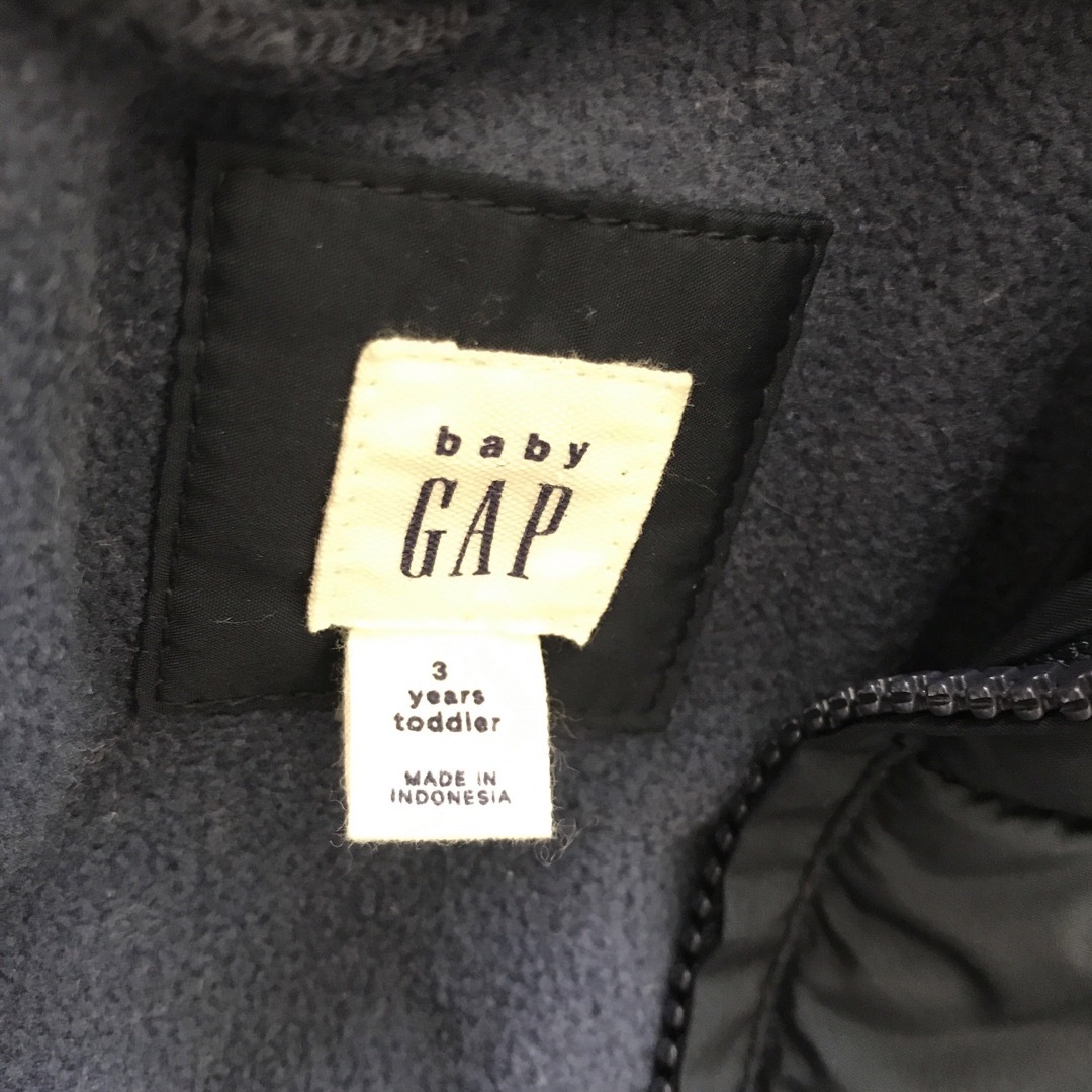 babyGAP(ベビーギャップ)のGAP ダウンコート　ネイビー キッズ/ベビー/マタニティのキッズ服男の子用(90cm~)(コート)の商品写真