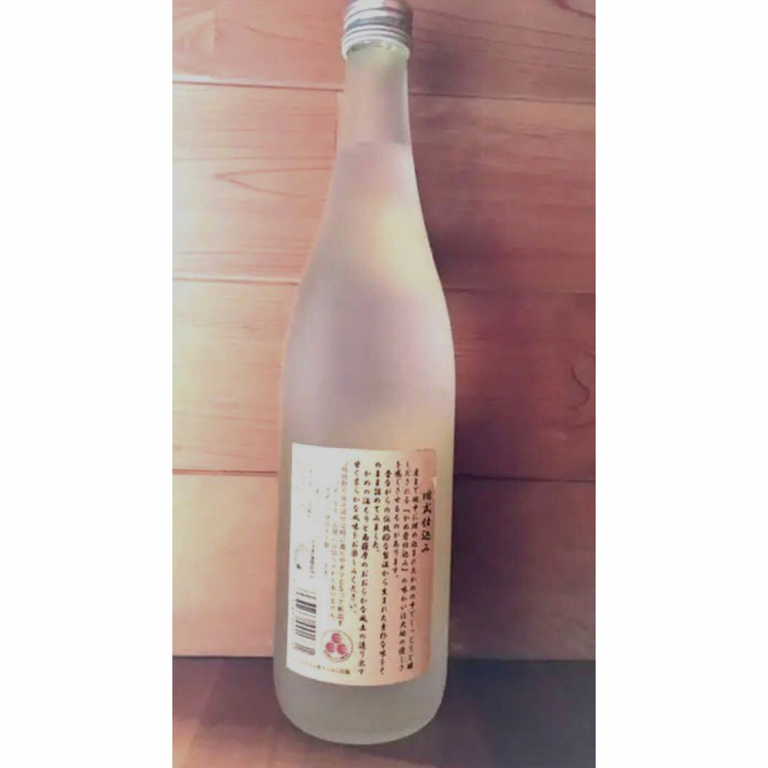 薩摩酒造(サツマシュゾウ)の【新品】薩摩酒造「白波」  720ml  25度　16年熟成 食品/飲料/酒の酒(焼酎)の商品写真