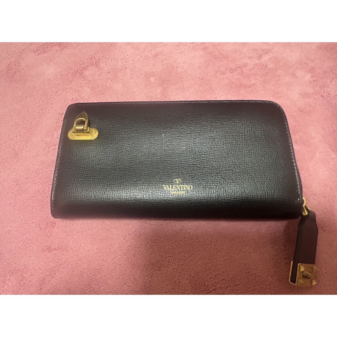 VALENTINO - ヴァレンティノ 財布 美品の通販 by ri's shop VALENTINO - ヴァレンティノ 財布 美品の通販 by ri's shop