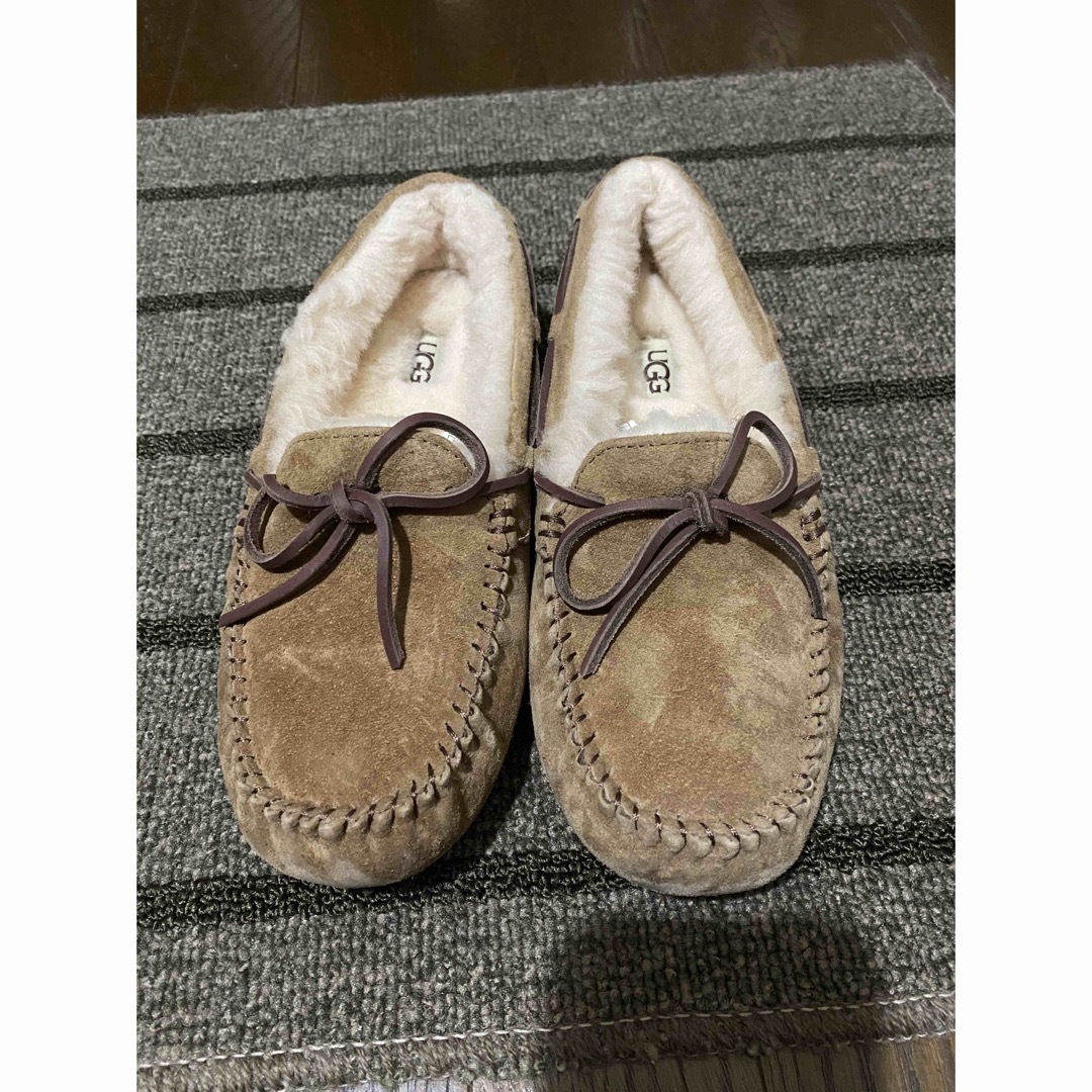 UGG 24センチ ダコタモカシンレディース - スリッポン/モカシン