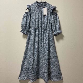 シマムラ(しまむら)の【新品】【しまむら】淡いブルー小花柄ロングワンピース/Mサイズ(ロングワンピース/マキシワンピース)