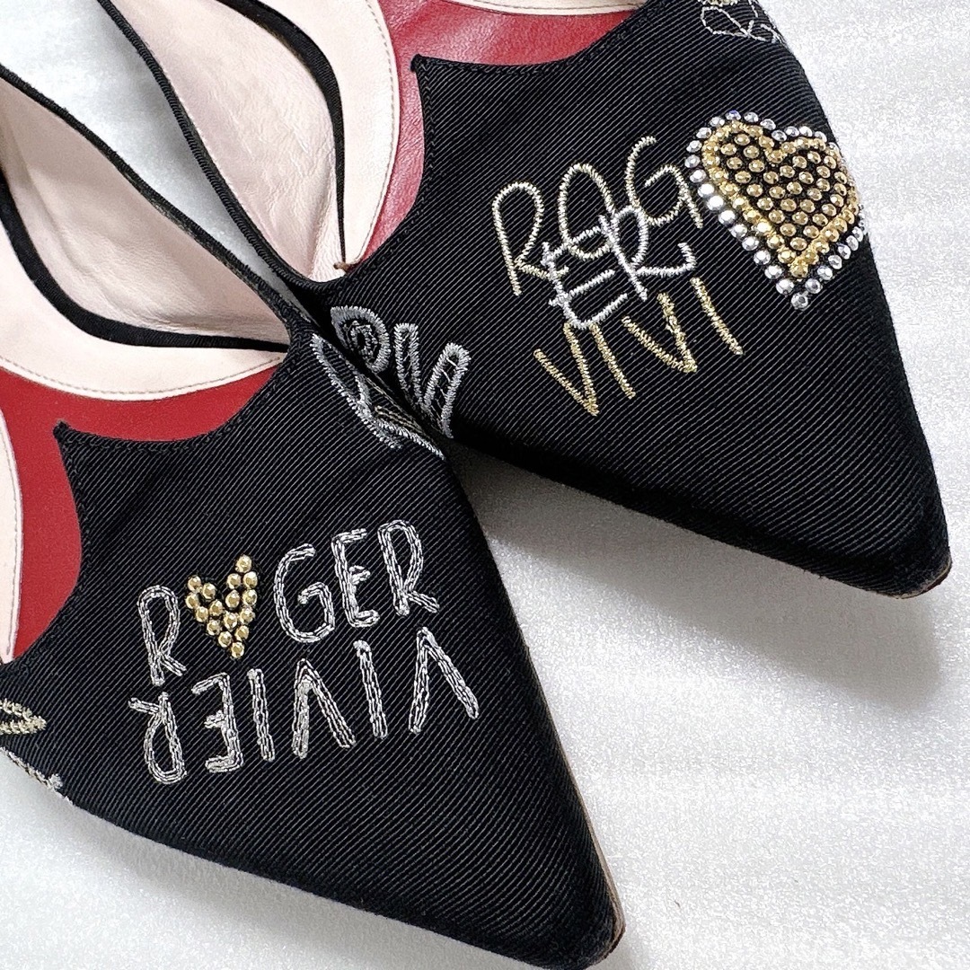 ROGER VIVIER(ロジェヴィヴィエ)のROGER VIVIER ロジェヴィヴィエ　フラットシューズ　パンプス　サンダル レディースの靴/シューズ(ハイヒール/パンプス)の商品写真