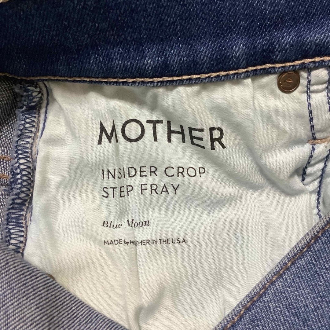 mother(マザー)の【美品】 MOTHER Insider crop step fray 25 レディースのパンツ(デニム/ジーンズ)の商品写真