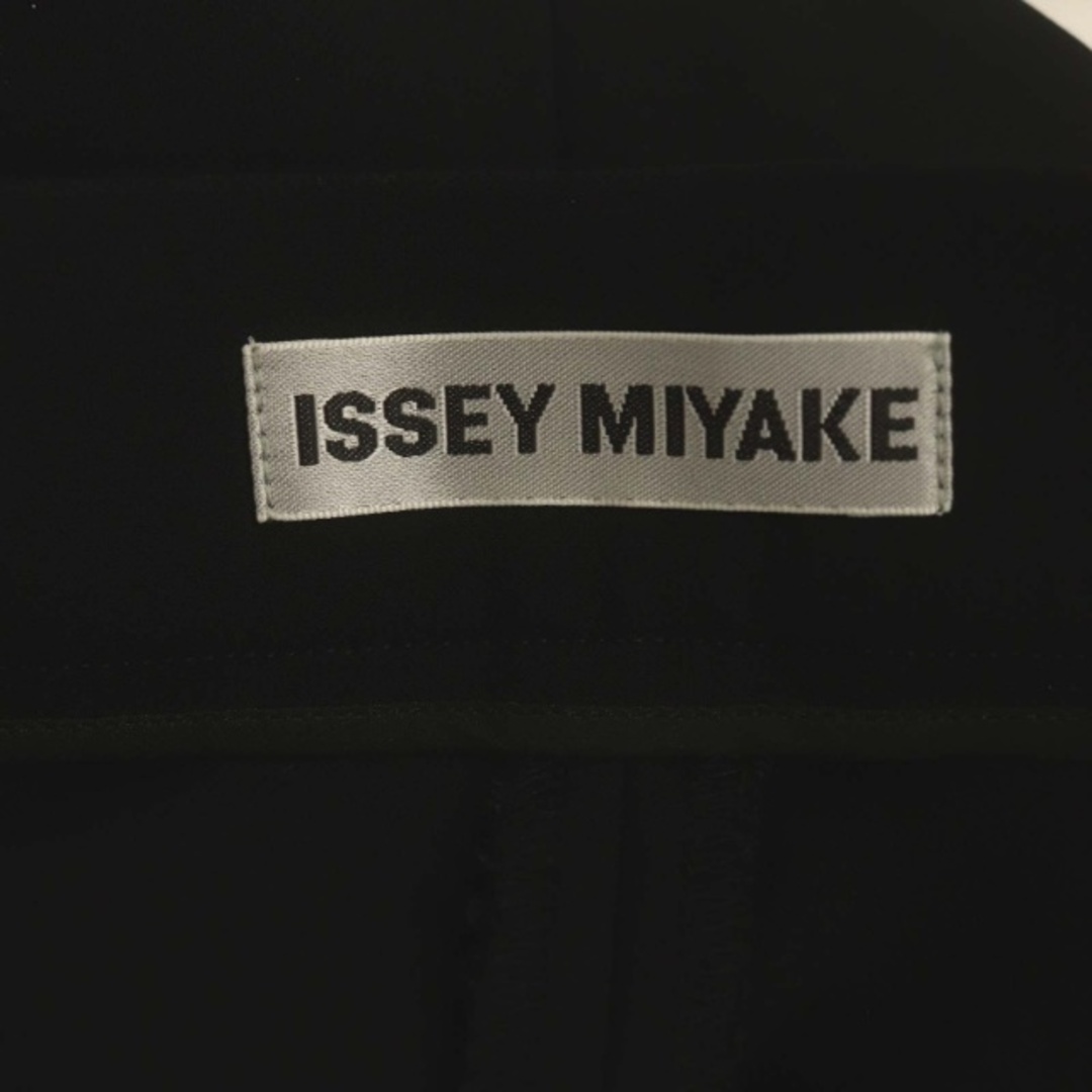ISSEY MIYAKE(イッセイミヤケ)のイッセイミヤケ 16AW ポリエステルワイドパンツ 1 黒 M64FF508 レディースのパンツ(その他)の商品写真