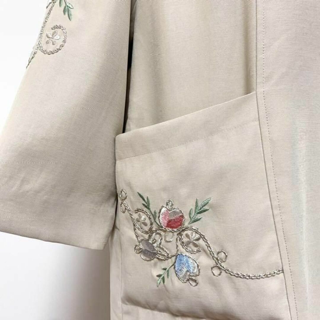 【定価2.4万】Lily Brown 花柄 刺繍 ロング スプリング コート レディースのジャケット/アウター(ロングコート)の商品写真