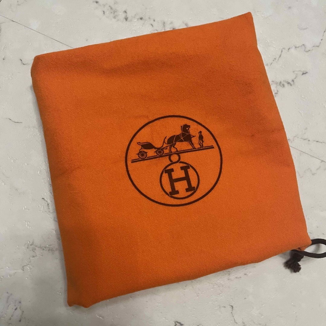 Hermes(エルメス)のHERMES 保存袋 布袋 オレンジ 頑丈 大きめサイズ きれい  レディースのバッグ(ショップ袋)の商品写真