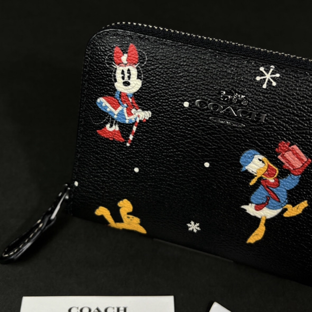 COACH(コーチ)のCOACH X ディズニー ホリデー 二つ折り財布 CN028 ミッキー 新品  レディースのファッション小物(財布)の商品写真