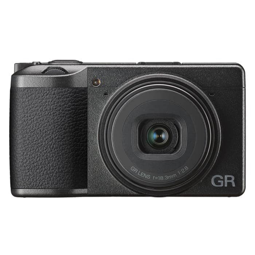 カメラ新品未使用　RICOH GR Ⅲ