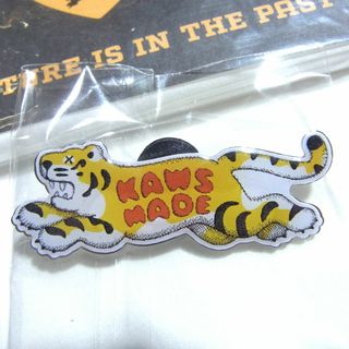 HUMAN MADE - HUMAN MADE KAWS MADE PIN BADGE SET ピンバッジの通販