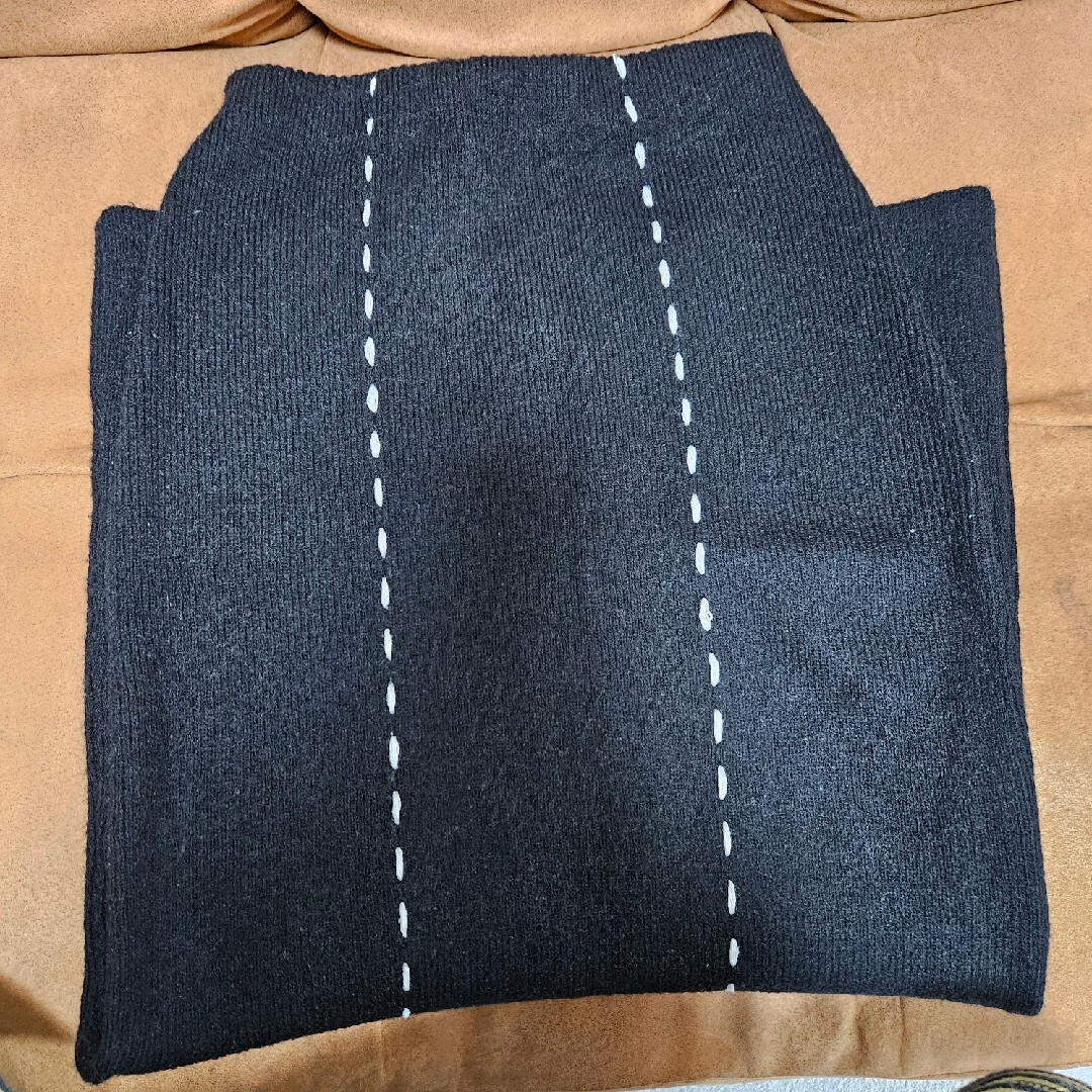 アルパカタッチステッチ刺繍スカート　ブラック レディースのスカート(ロングスカート)の商品写真