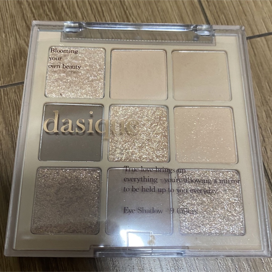 CLIO(クリオ)のDasique Shadow Palette 10 Autumn Breeze コスメ/美容のベースメイク/化粧品(アイシャドウ)の商品写真