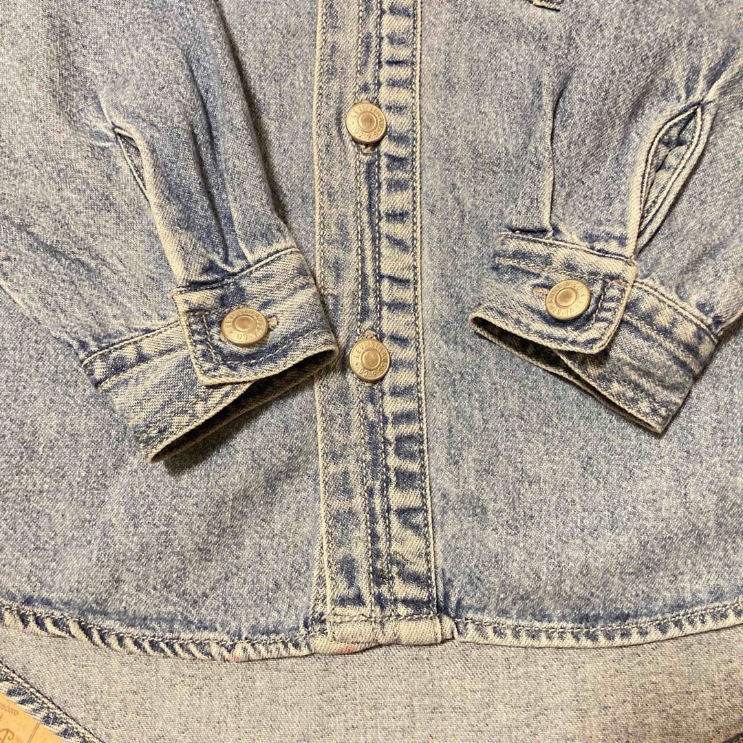 Levi's(リーバイス)のLEVI’S デニムシャツ 長袖シャツ  キッズ/ベビー/マタニティのキッズ服男の子用(90cm~)(Tシャツ/カットソー)の商品写真