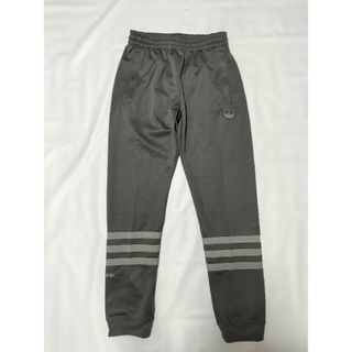 オリジナルス(Originals（adidas）)の新品　アディダスオリジナルス　 SPRT トラックパンツ　　ジャージ　　Oサイズ(その他)