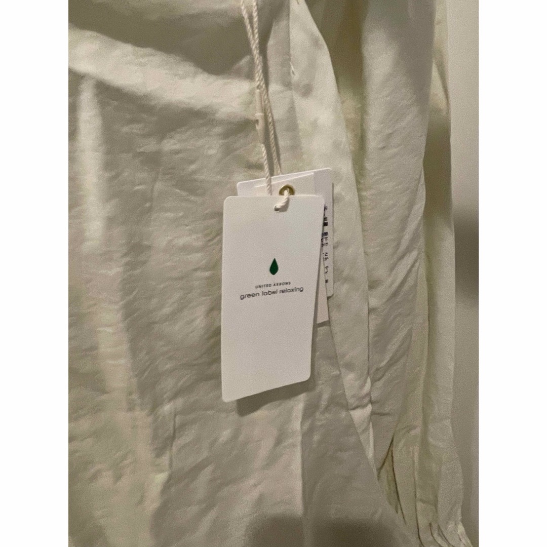 UNITED ARROWS green label relaxing(ユナイテッドアローズグリーンレーベルリラクシング)の定価15400円　新品タグ付　green label relaxing ブラウス レディースのトップス(シャツ/ブラウス(長袖/七分))の商品写真