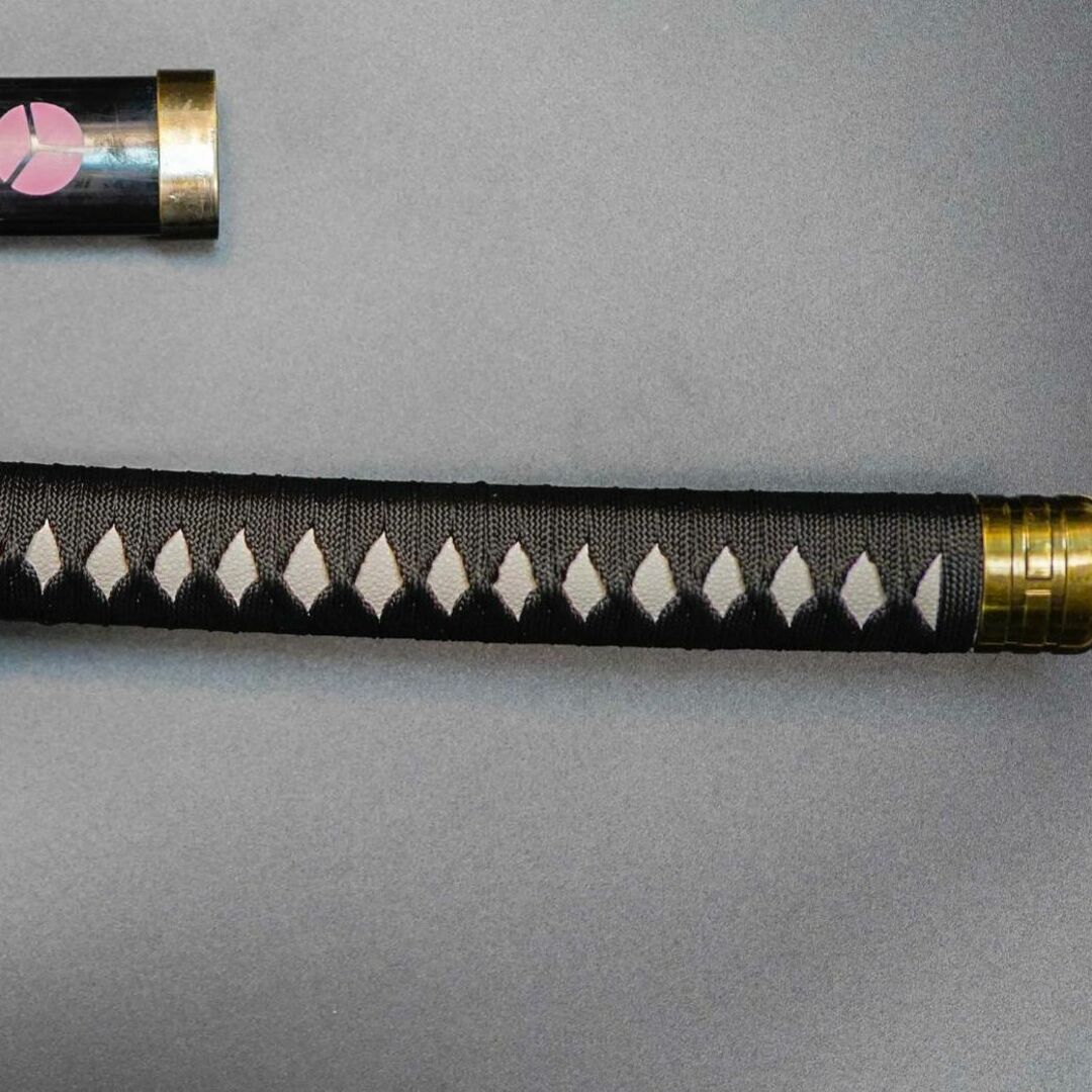 秋水 ゾロ ワンピース 刀 コスプレ 赤黒 金属製 実寸大100cm 秋水 ゾロ ワンピース 刀 コスプレ 赤黒 金属製 実寸大100cm