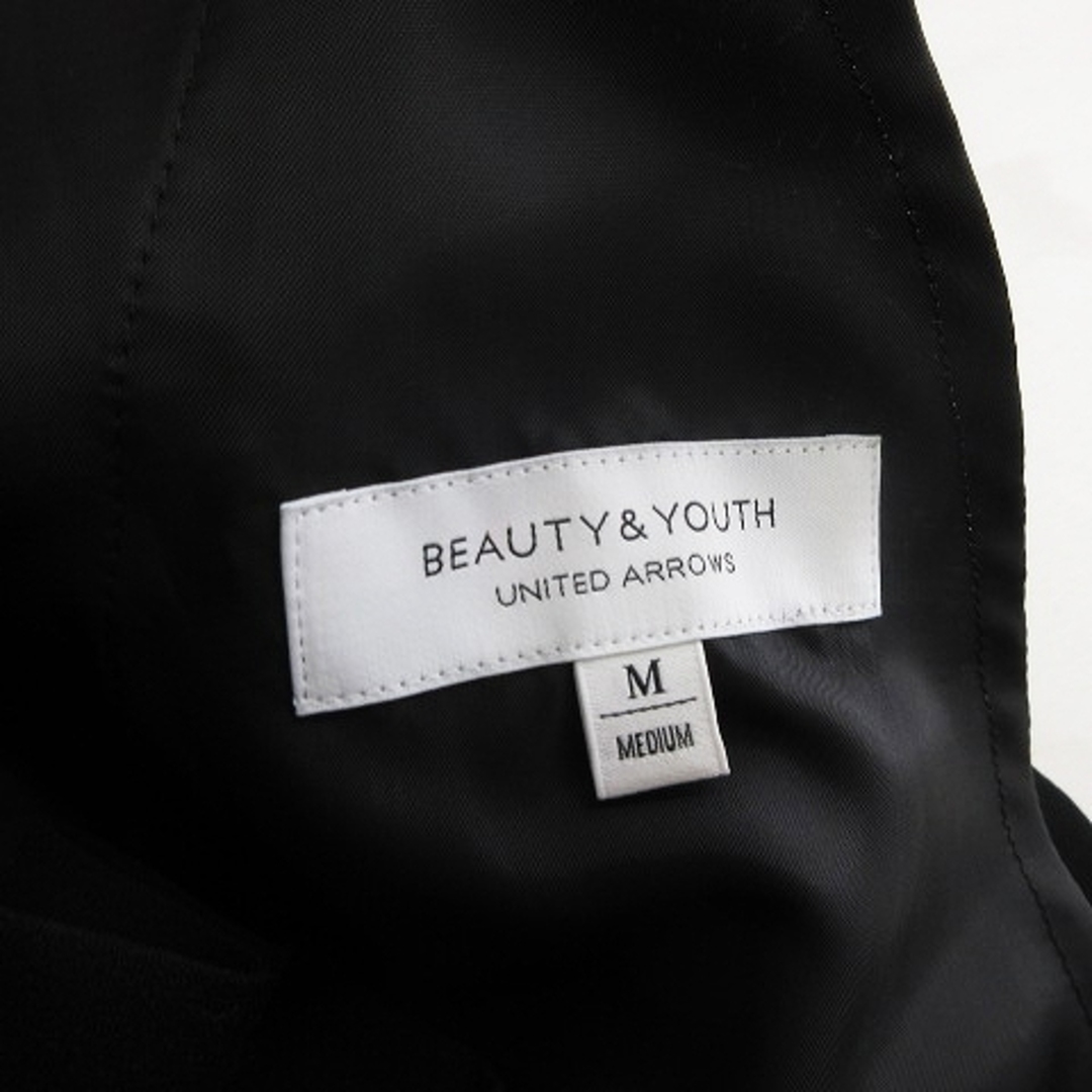 BEAUTY&YOUTH UNITED ARROWS(ビューティアンドユースユナイテッドアローズ)のB&Y ユナイテッドアローズ パンツ 2点セット 黒 ベージュ系 M レディースのパンツ(ショートパンツ)の商品写真