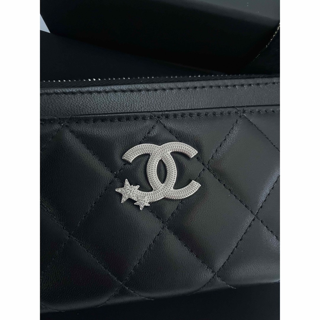 CHANEL(シャネル)の【新品・未使用品　箱あり】CHANEL フラグメントケース　カードとコインが入る レディースのファッション小物(パスケース/IDカードホルダー)の商品写真