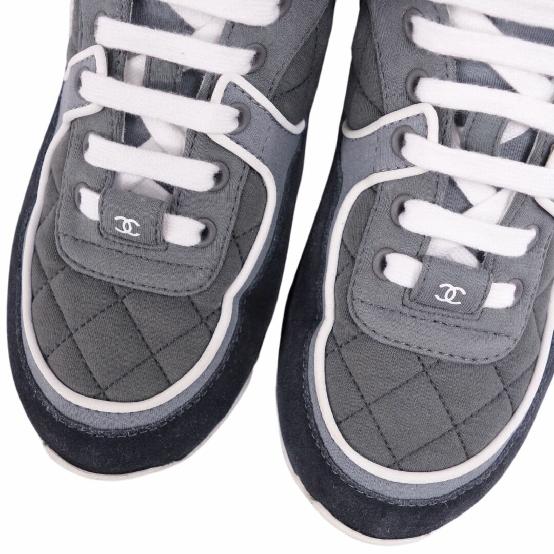 CHANEL - 美品 シャネル CHANEL スニーカー 23SS G40184 CHANEL - 美品 シャネル CHANEL スニーカー 23SS G40184