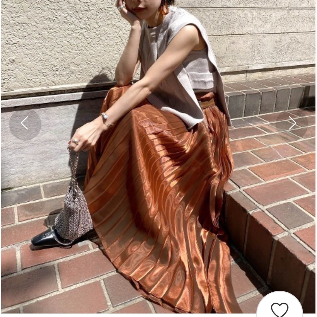 Ameri VINTAGE(アメリヴィンテージ)のAmeriVINTAGE★MEDI SHEER PLEATS SKIRTブラウン レディースのスカート(ロングスカート)の商品写真