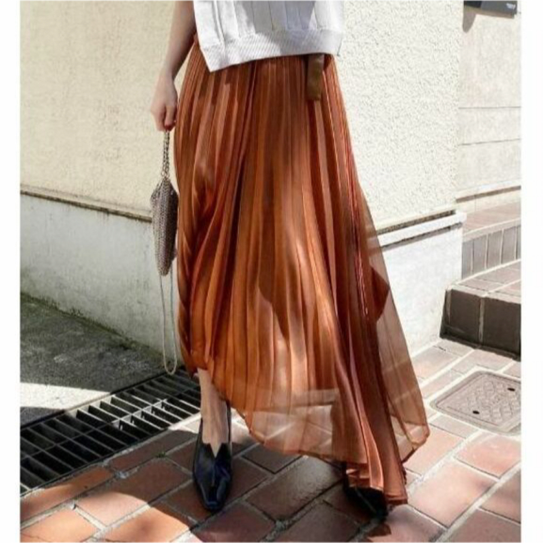 Ameri VINTAGE(アメリヴィンテージ)のAmeriVINTAGE★MEDI SHEER PLEATS SKIRTブラウン レディースのスカート(ロングスカート)の商品写真